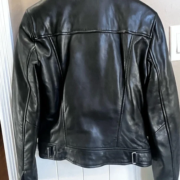 Leather jacket - Picture 3 of 3
